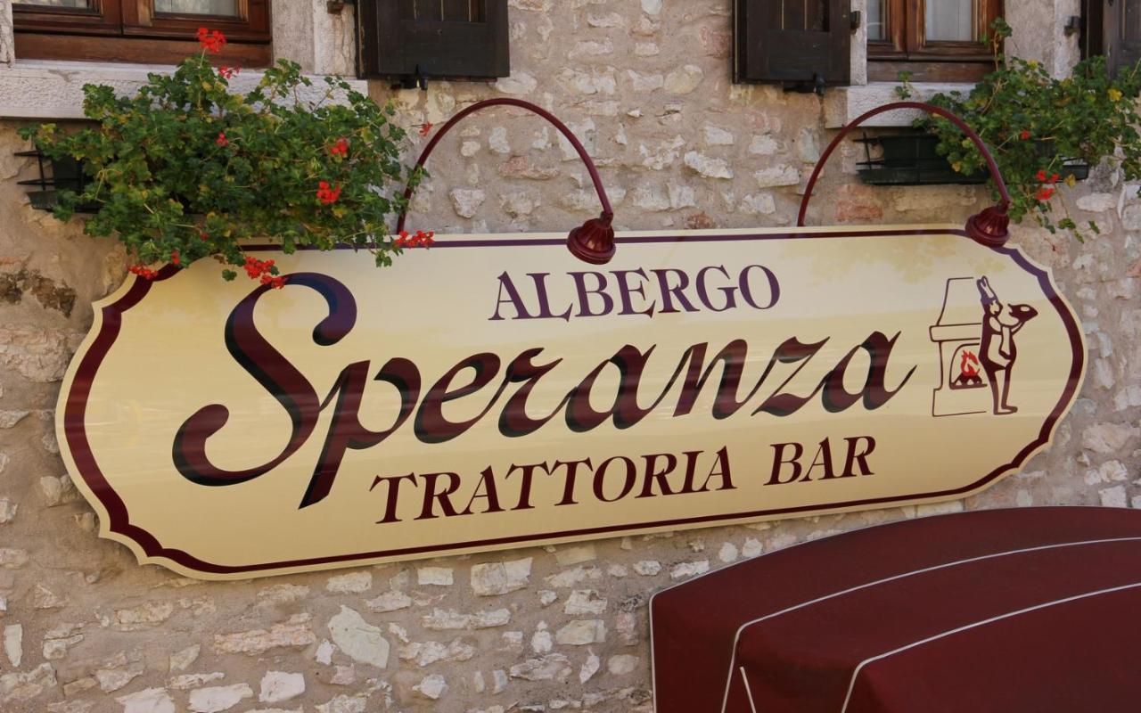 Albergo Speranza Spiazzi Di Monte Baldo Spiazzi Di Caprino Ngoại thất bức ảnh