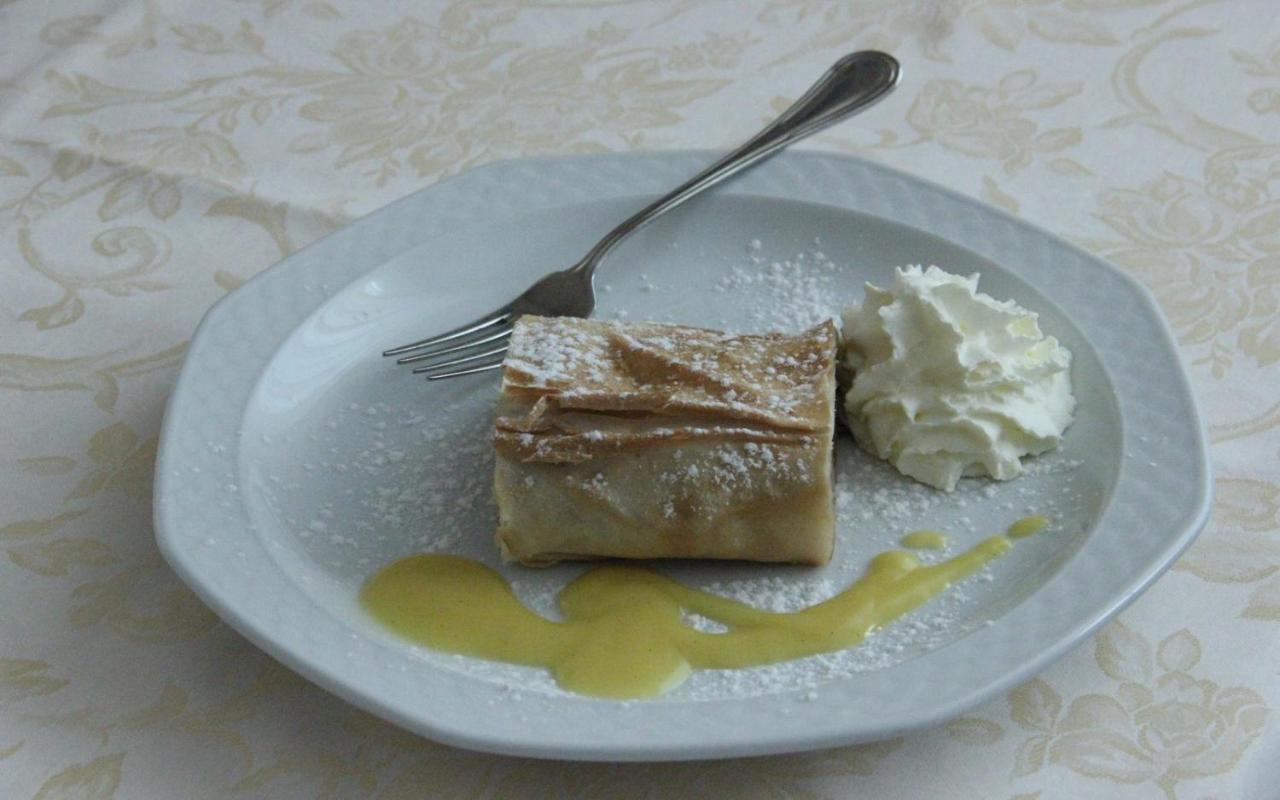 Albergo Speranza Spiazzi Di Monte Baldo Spiazzi Di Caprino Ngoại thất bức ảnh